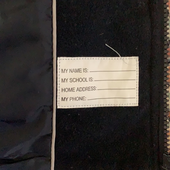 ❤️ SOLD ❤️ Toggled and Hooded Navy Girls Coat - Picture 5 of 6